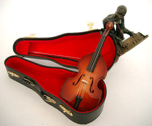 Clarina Music Miniatura kontrabas + kufřík